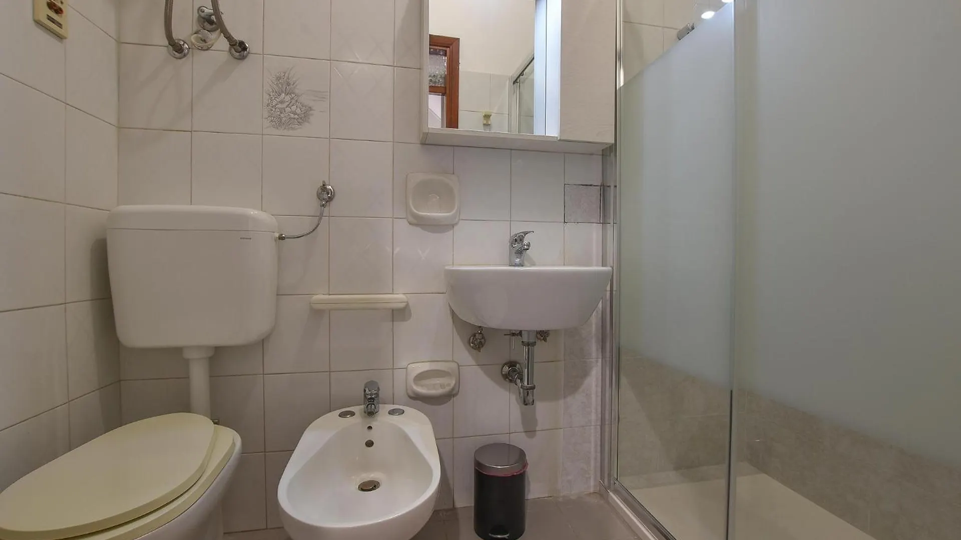 1 Bedroom Gorgeous Apartment In Chiaramonte Gulfi